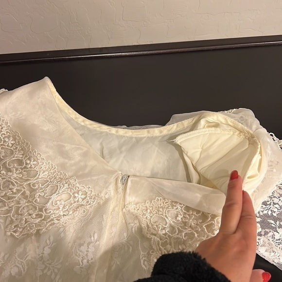 Scott McClintock Vintage lace ivory wedding dress organza silk crochet detail, S - Picture 14 of 17